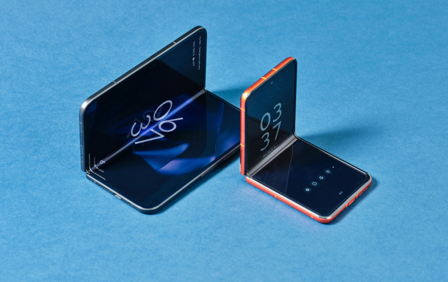 Folding phones revolutionizing mobile technology in 2025