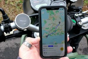 Smartphone mount designed for cyclists' convenience and durability