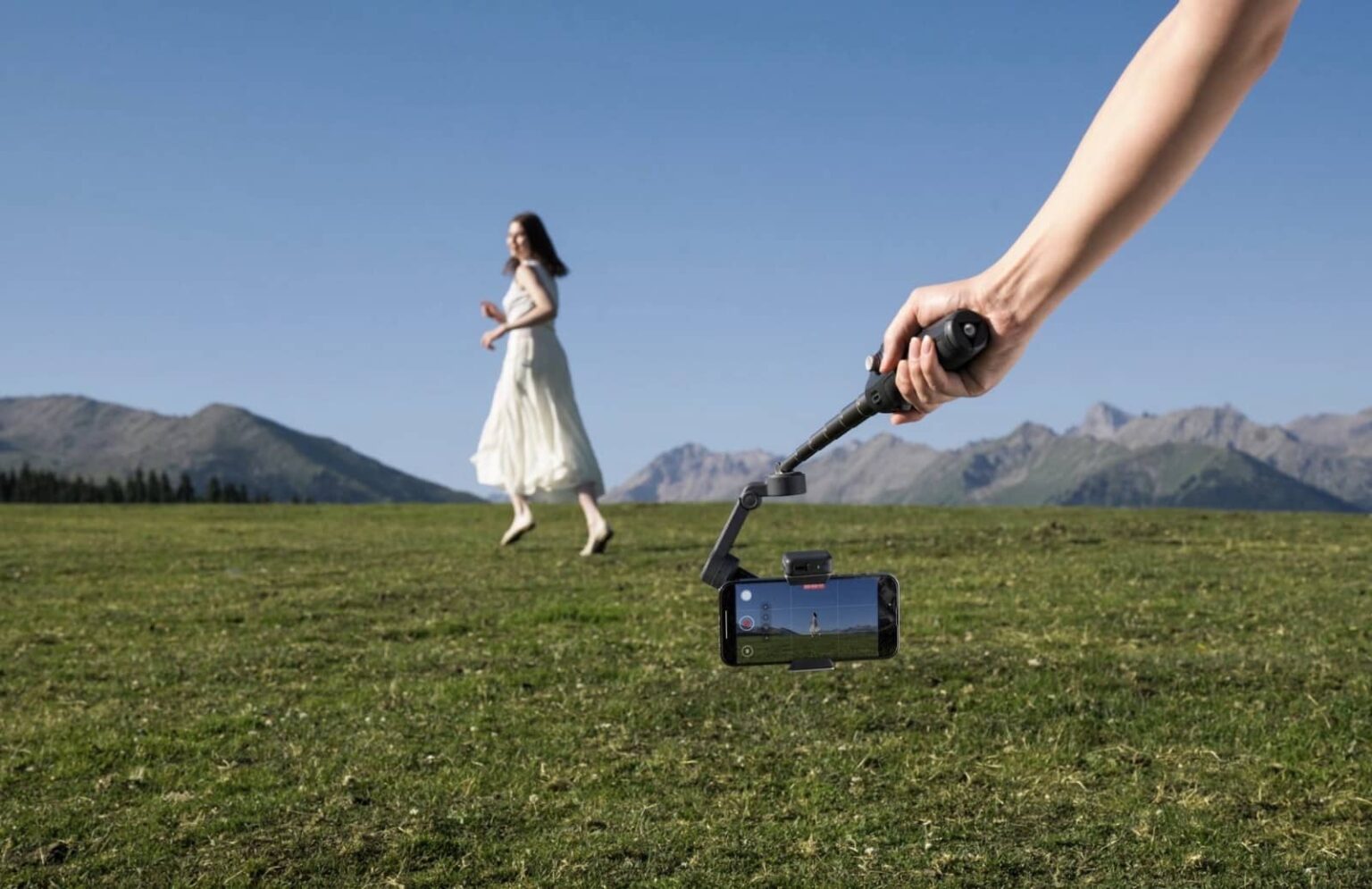 DJI Osmo Mobile 8 enhances mobile filmmaking